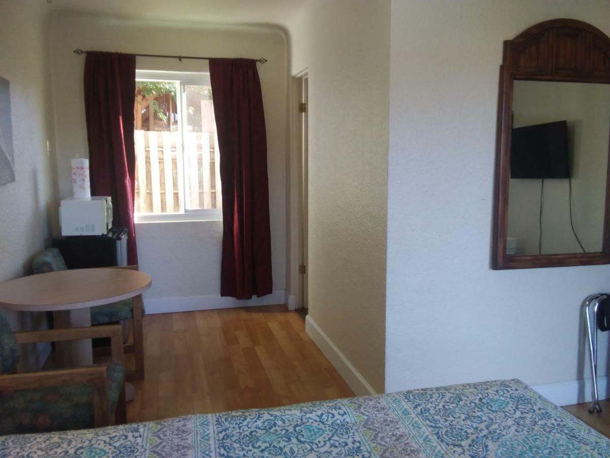 Fir Grove Motel Reedsport Exterior foto